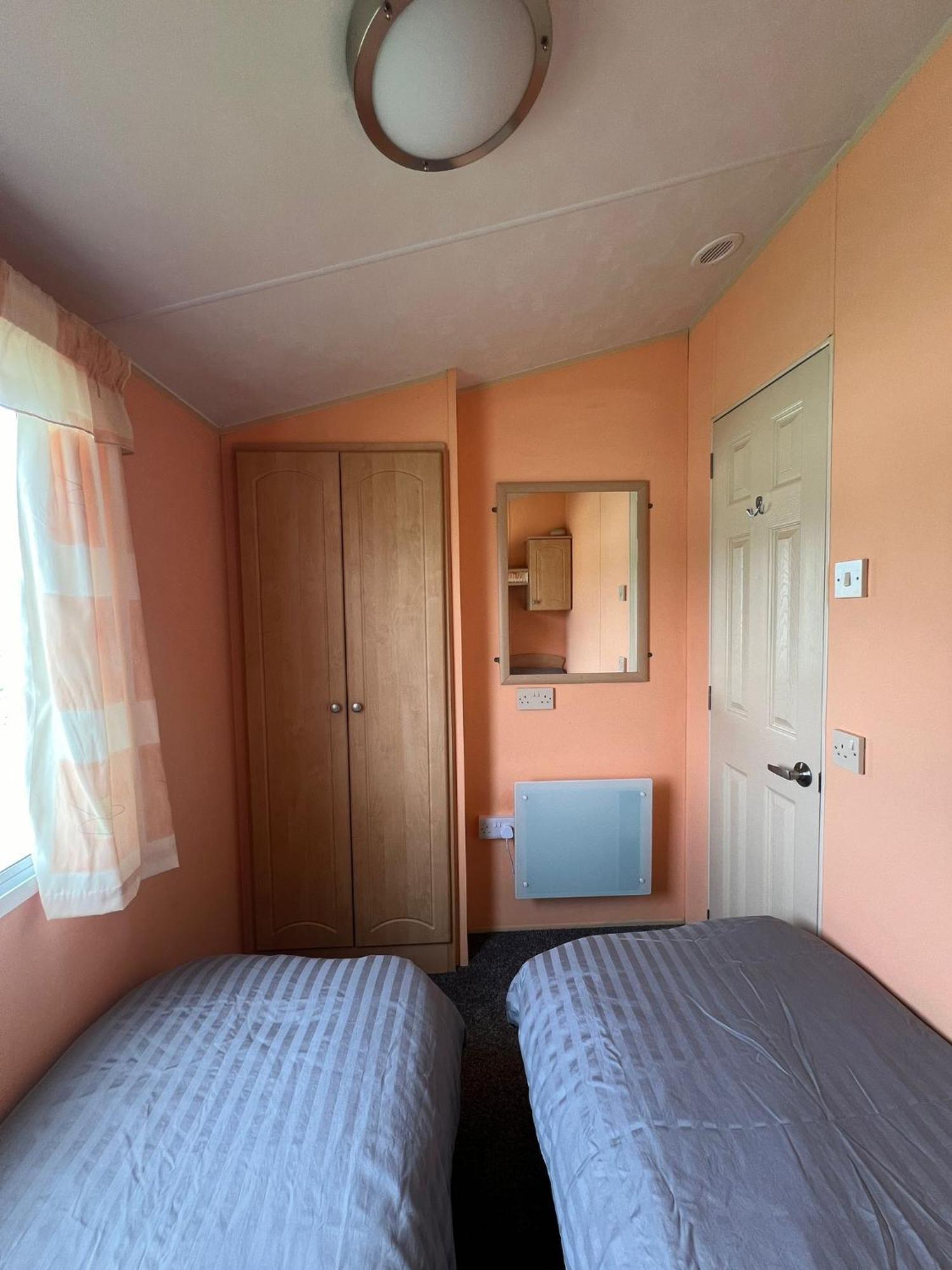Light And Airy 2 Bedroom Mobile Home Aberystwyth Luaran gambar