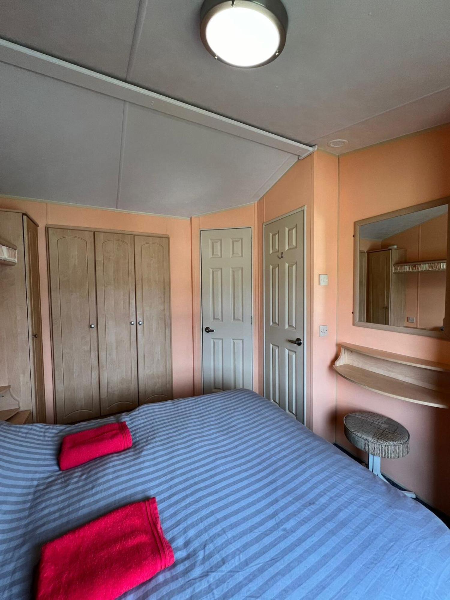 Light And Airy 2 Bedroom Mobile Home Aberystwyth Luaran gambar